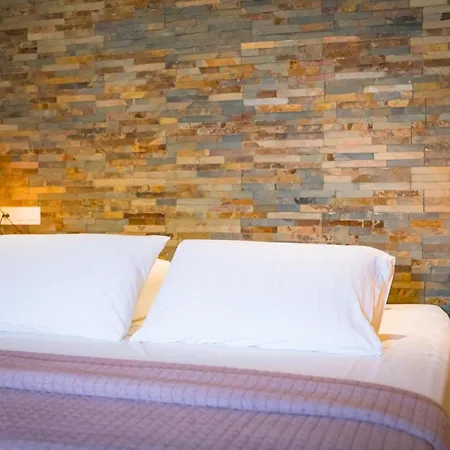 Sur Les Hauteurs Du Luberon-chez Lisett 3* Caseneuve